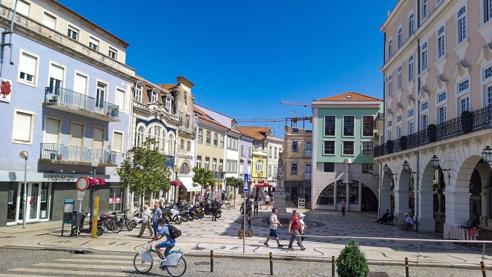 Private Tour to Aveiro and Costa Nova Unique Striped Houses - Aveiro Cathedral and Architecture