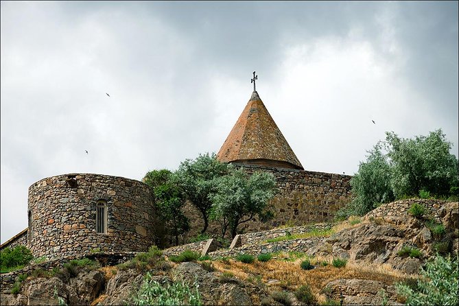 Private Tour to Khor Virap, Noravank, Ancient Birds-Cave, Hin Areni Wine Factory - Transportation and Pickup/Drop-off