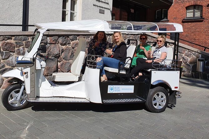 Private Tuktuk Guided Tour in Helsinki 2,5 Hrs - Discover Top Attractions