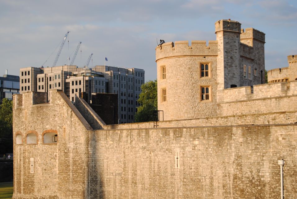 Private Walking Tour of London - Historical Landmarks