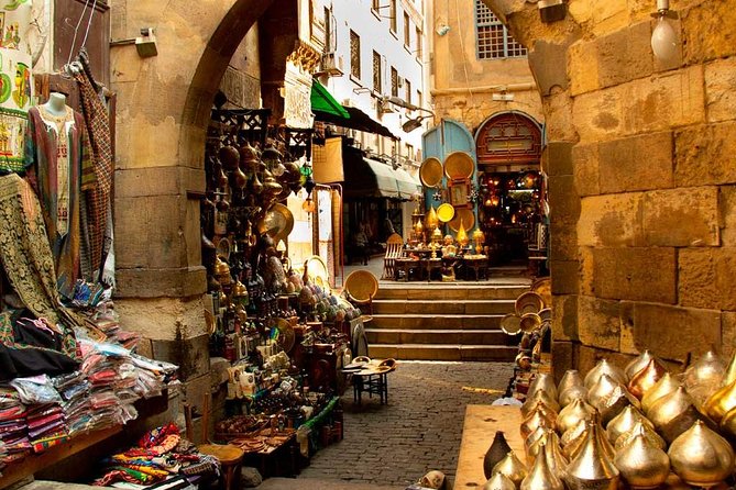 Pyramids of Giza Egyptian Museum Sphinx and Khan El Khalili Bazaar - Guided by Egyptologist