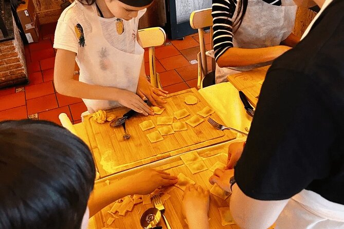 Ravioli Cooking Class in Piazza Navona, Rome Italy - Accessibility and Transportation