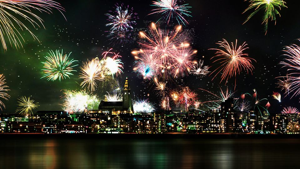 Reykjavik: New Years Fireworks Midnight Cruise - Luxury Yacht Experience