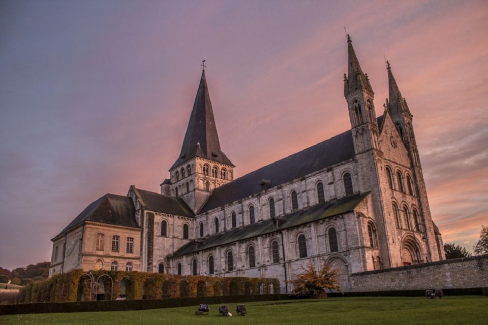 Rouen: Castles and Abbeys Private Full-Day Tour - Chateau Gaillard