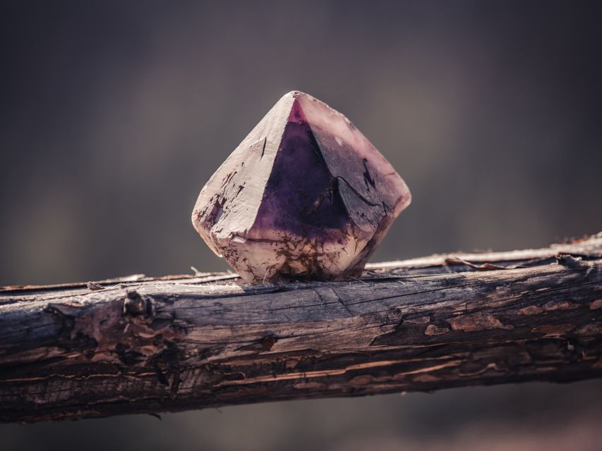 Rovaniemi: Amethyst Mine Tour & Find Your Own Gemstone - Adventuring for All Skill Levels