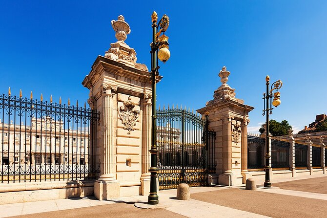 Royal Palace of Madrid Afternoon Skip the Line Tour - Highlights of the Royal Palace