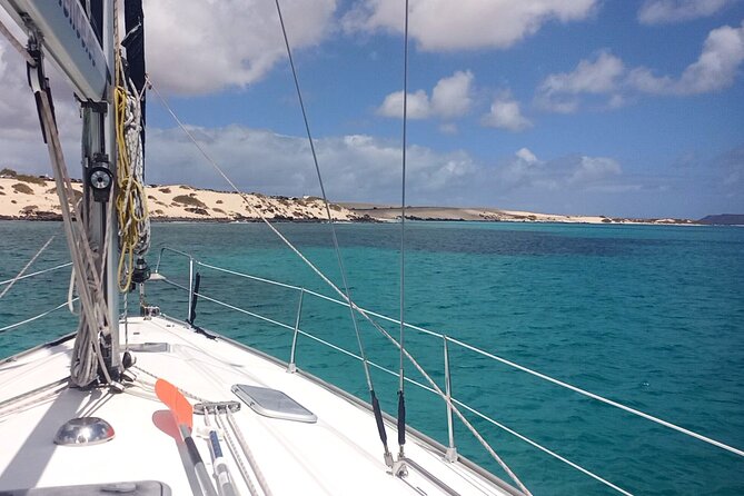 Sailing Tour Around the Lobos Island Natural Park / 4h - Booking and Availability