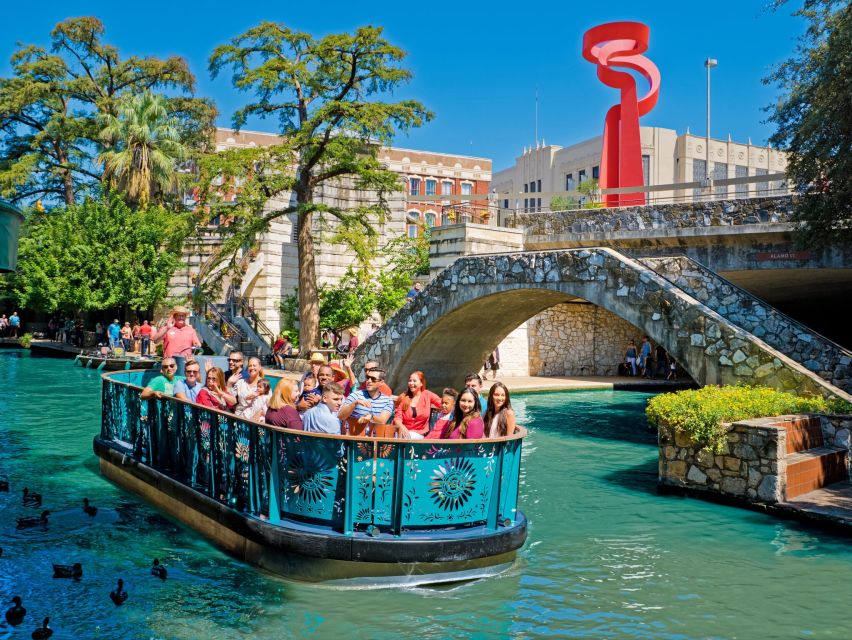 San Antonio: Small Group Tour W/ Alamo, Tower & River Cruise - San Antonio Missions