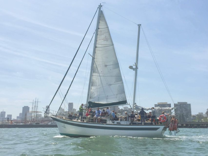 San Francisco: Bay Sailing Tour With Drinks - Complimentary Beverages