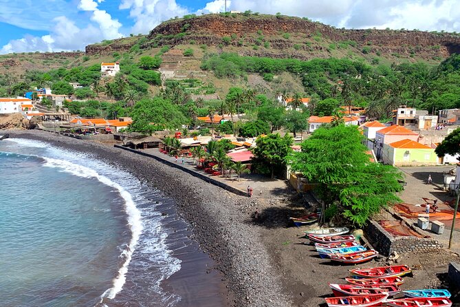 Santiago Island: 4-Hour Calabaceira Valley Hike & Guided Tour to Cidade Velha - Booking Information