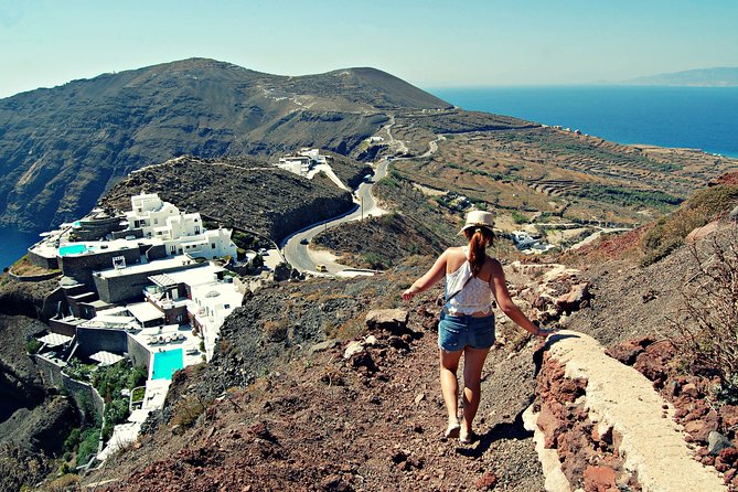 Santorini Caldera Walk Hiking Experience Fira-Oia - Physical Fitness Requirements