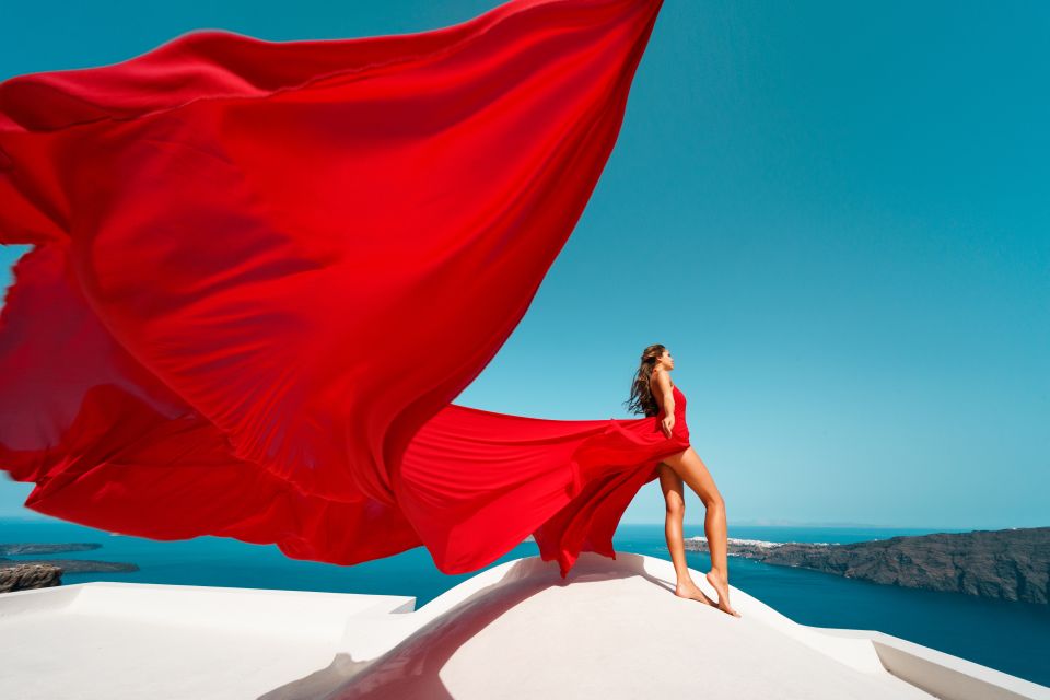 Santorini: Flying Dress Photoshoot - Photographer and Photo Delivery