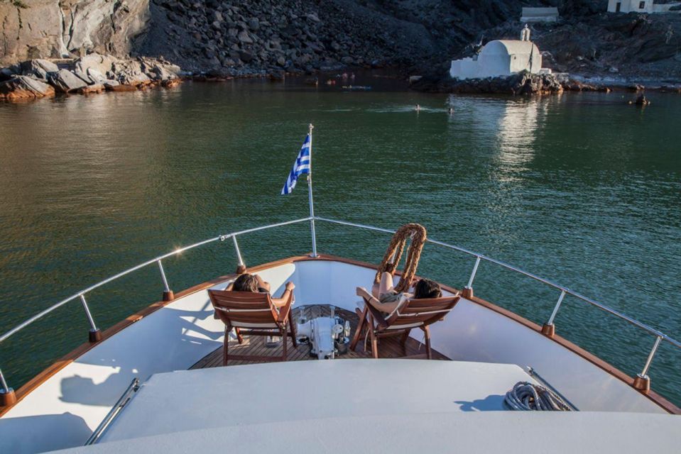 Santorini: Motor Yacht Private Cruise With 5-Course Meal - Inclusions and Amenities