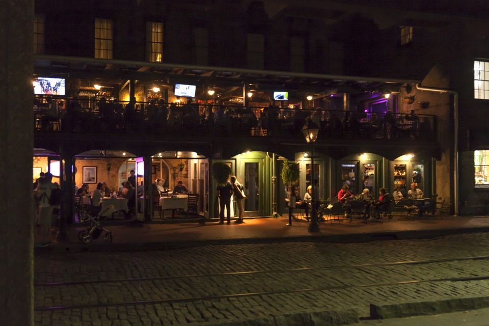 Savannah: Midnight in the Garden Walking Tour and Pub Crawl - Tour Inclusions