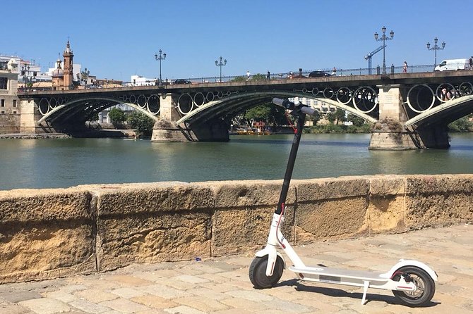 Scooter Tour in Seville - Tour Group Size and Duration