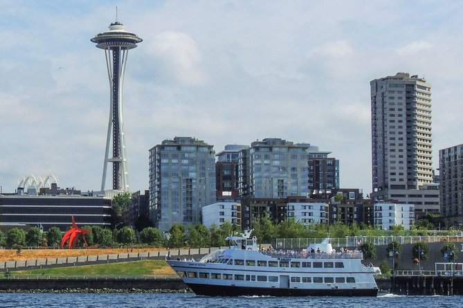 Seattle Harbor Cruise - Narration and Commentary