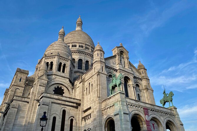 Secret Montmartre, Smartphone Audioguided Tour - Nearby Transportation