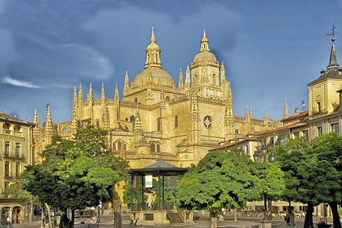 Segovia Afternoon Tour With Cathedral From Madrid - Cathedral of Segovia