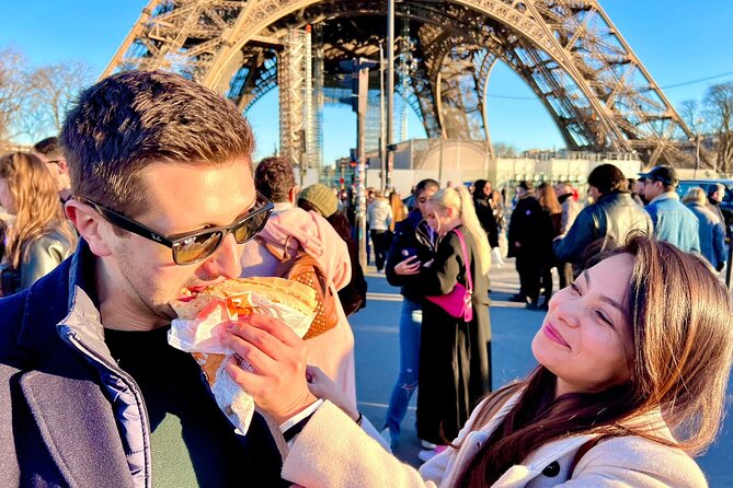 Seine River Cruise & French Crepe Tasting by the Eiffel Tower - Crepe Tasting Experience