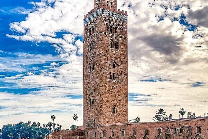 Shared Sightseeing Tour Visit to Marrakech With Licensed Guide - Guide Qualifications