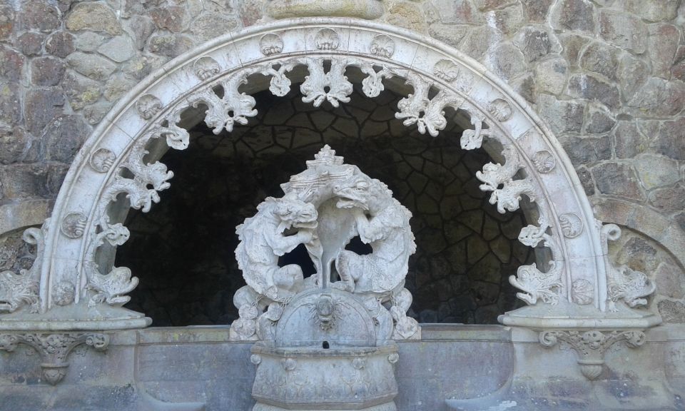 Sintra: Guided Tour and Entry Ticket to Quinta Da Regaleira - Language and Meeting Point