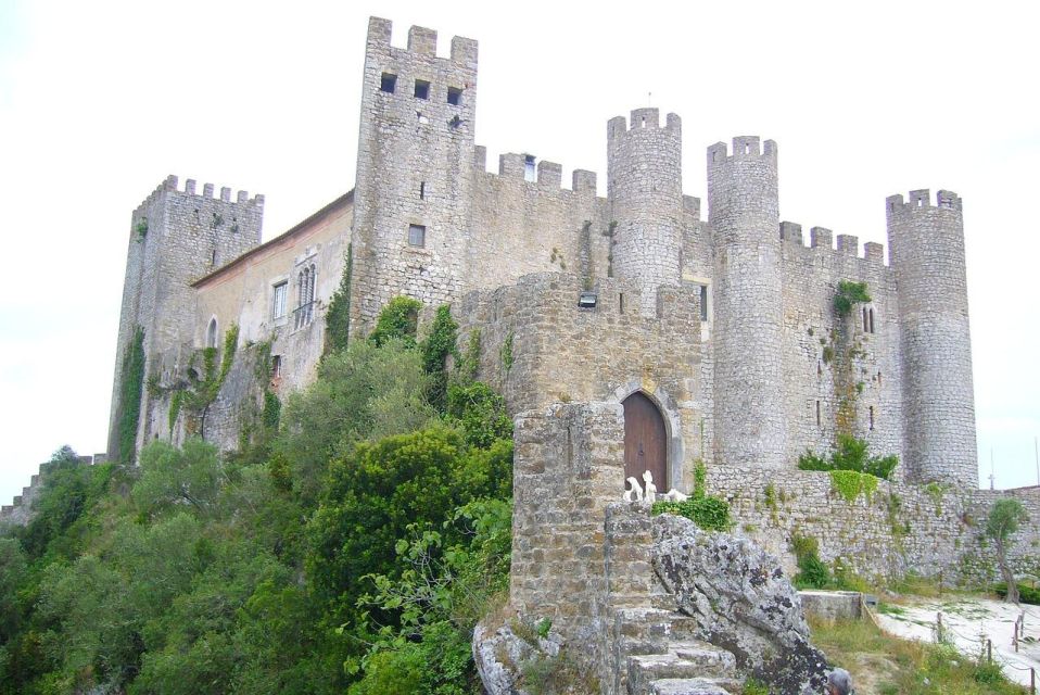 Sintra, Óbidos, Nazaré, Fátima and Tomar: Motorhome Tour - Witness the Giant Waves