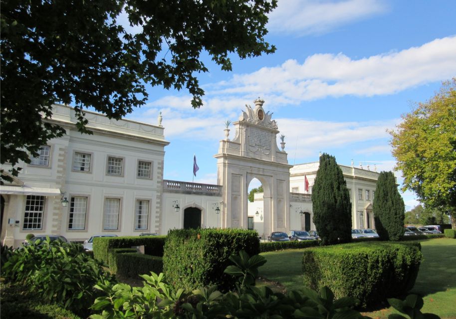 Sintra Scavenger Hunt and Sights Self-Guided Tour - Learn About Sintras Rich History