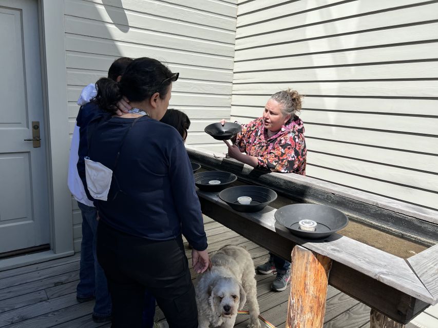 Skagway: Gold Panning Experience - Inclusions and Benefits