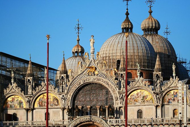 Skip the Line: Best of Venice Private Tour Including San Marco Doges Palace and Gondola Ride - Accessibility and Dress Code