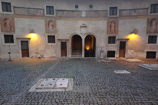 Skip-the-lines Castel SantAngelo and Pope Paul III Apartments Tour - Papal Apartments Highlights