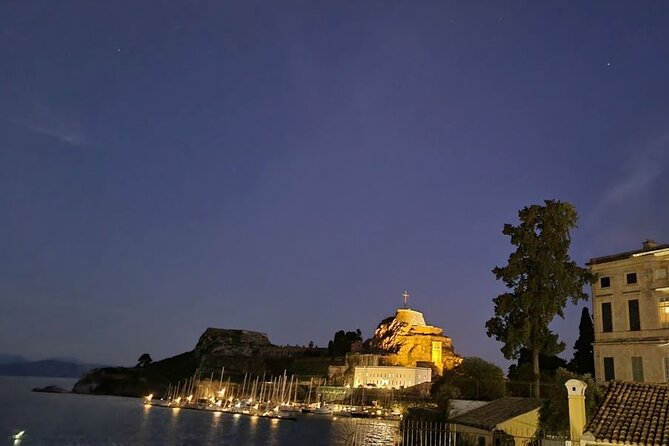 Small Group: Corfu Evening Walking Tour With a Glass of Wine - Booking and Cancellation