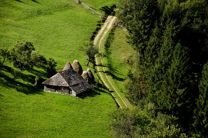 Small-Group Day Trip in Romanian Authentic Mountain Villages From Brasov - Enjoy Lunch at Oldest Guesthouse