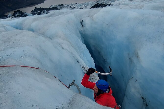 Small-Group Ice Climbing and Glacier Hiking in Solheimajokull - Meeting Point and Start Time