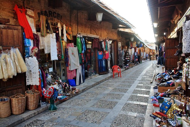 Small Group Tour to Jeita Grotto, Harisa & Byblos With Hotel Pickup - Historic Byblos Sights