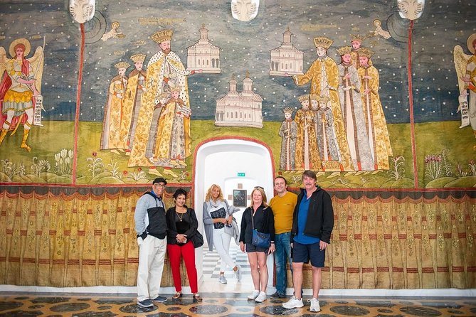 Small Group Tour to Mogosoaia Palace and Snagov Monastery - Tour Guide Expertise