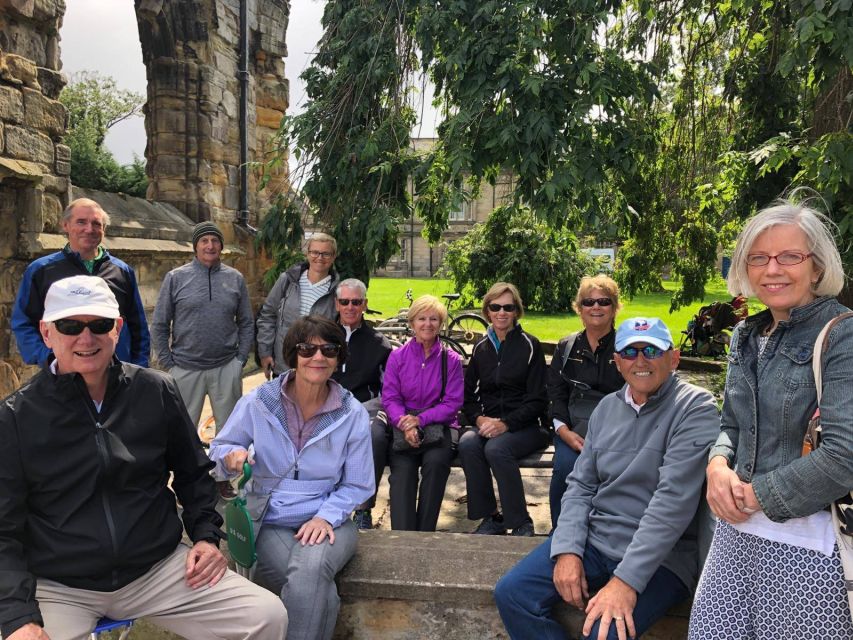 St Andrews: City Highlights Walking Tour With Cocktail - Tour Duration and Cancellation Policy