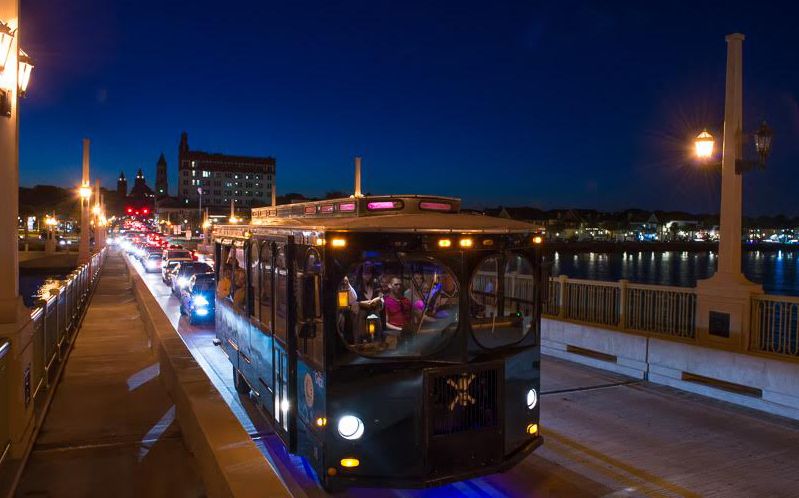 St. Augustine: Ghosts and Gravestones Old Town Trolley Tour - Praise for Tour Guides