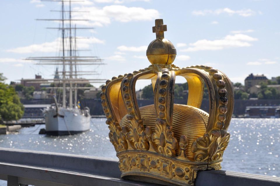 Stockholm: Private History Tour With a Local Expert - Meeting Point and Availability