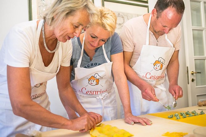 Tagliatelle Masterclass & Aperitivo at a Local's Home in Florence - Private Lesson in Locals Home