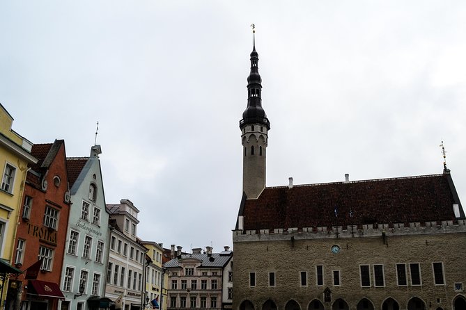 Tallinn Old Town Walking Tour - Tour Duration and Pace