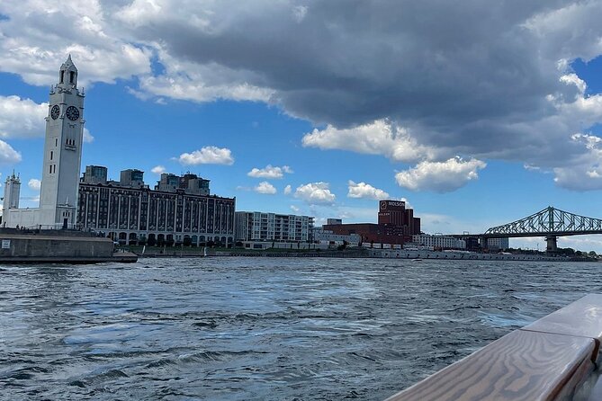 The Bateau-Mouche Picnic Cruise in Montreal - Preparing for the Picnic Cruise