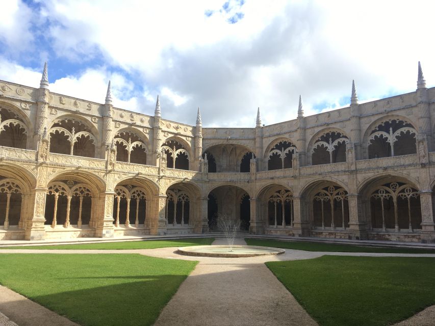 The Best Guiding Visit to Jeronimos & Tiket Included - Customer Feedback