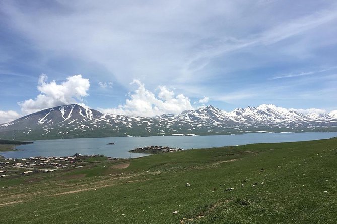 The Best of Georgia 7 Days Private Jeep Tour From Tbilisi - Taking in Georgias Monasteries