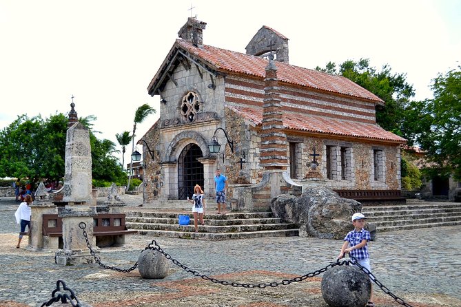 The Caves of Wonders & Altos De Chavon - Traveler Reviews