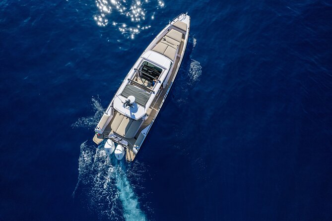 The Fastest Private Motor Yacht in Santorini - All Inclusive Tour - Meeting and Pickup Arrangements