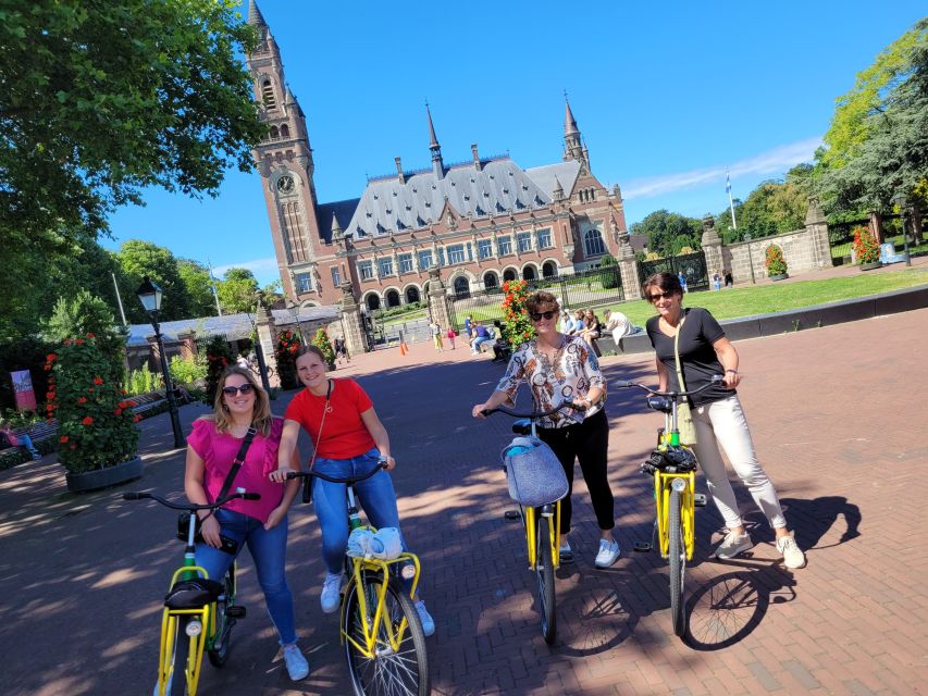 The Hague: 3 Hour Guided Bike Tour With Storyteller Guide - Customer Feedback and Ratings