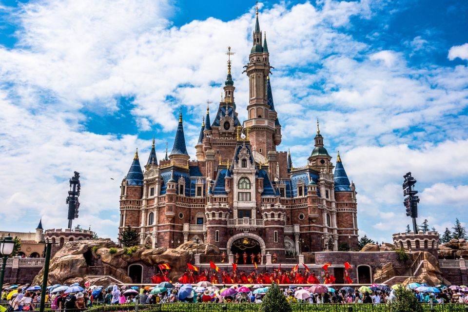 Tokyo Disneyland: 1-Day Entry Ticket and Private Transfer - Child Seat Availability