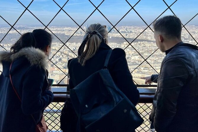 Top Tier Eiffel Tower Skip the Line Semi-Private Tour - Benefits of Guided Tour