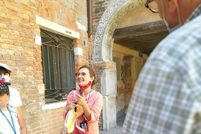 Tour Guide Cristina Guides Venice. Tour of St. Mark's Basilica - Participant Information