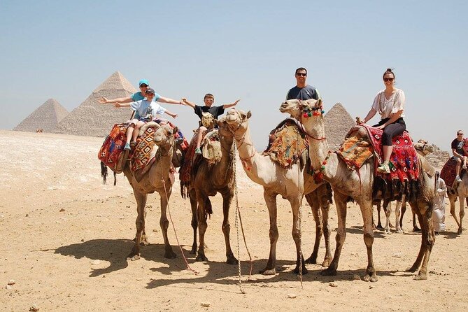 Tour to Giza Pyramids & Museum of Egyptian Civilization - Private Transportation and Transfers